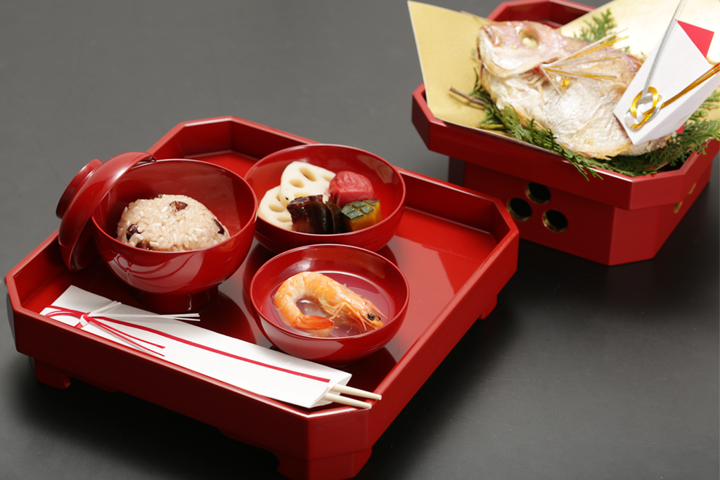 お食い初めのための漆器