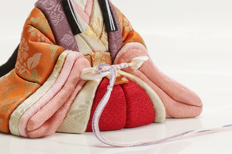 女の子の初節句に贈りたい コンパクトで美しい雛人形おすすめ18選 やさしい漆 うるし 漆器初心者向けの漆メディア 女の子の初節句に贈りたい コンパクトで美しい雛人形おすすめ18選 やさしい漆 うるし 漆器初心者向けの漆メディア