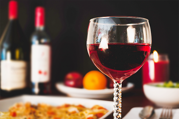 ワインといえばやっぱり赤！赤ワインを美味しく飲めるワイングラス5選